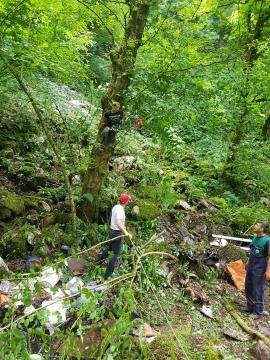 Sanacija črnega odlagališča – Banova jama 060